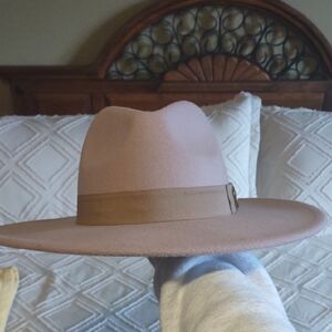 Stylish Pink Wide-Brim Hat